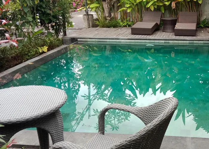 Kubu Kayana Batuan * Sukawati